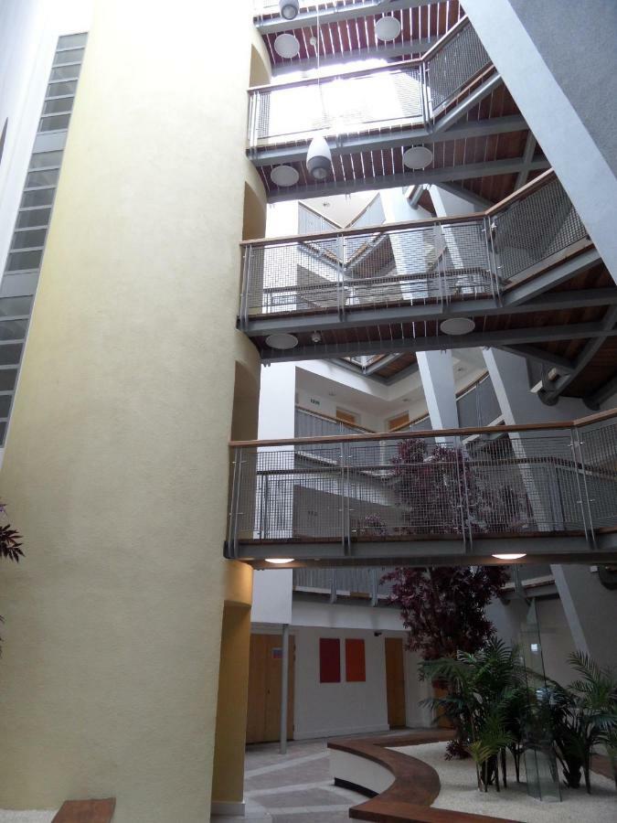 صندرلاند Heart Of City Centre,Luxury Apartment,Balcony En-Suite,Wifi 2 المظهر الخارجي الصورة